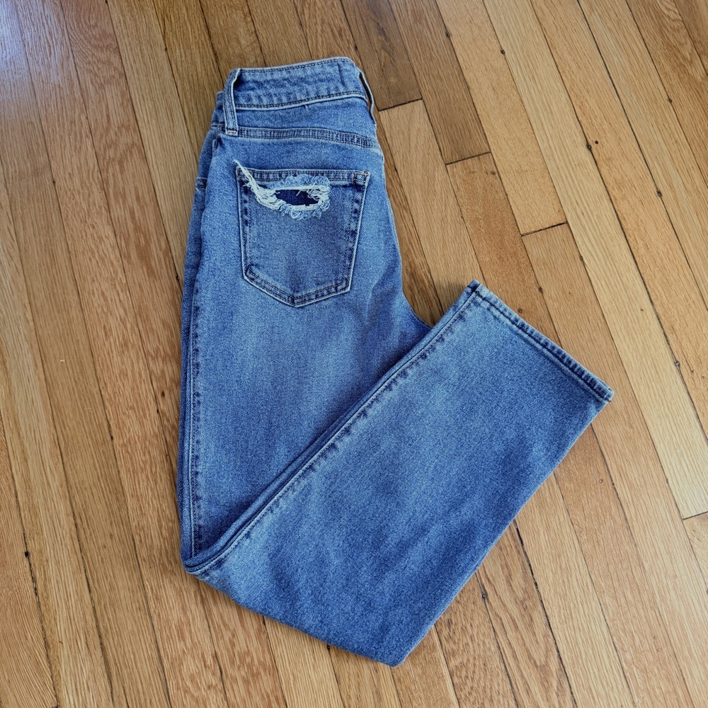 Hollister Ultra High-Rise Vintage Straight Distressed Jeans Sz 1